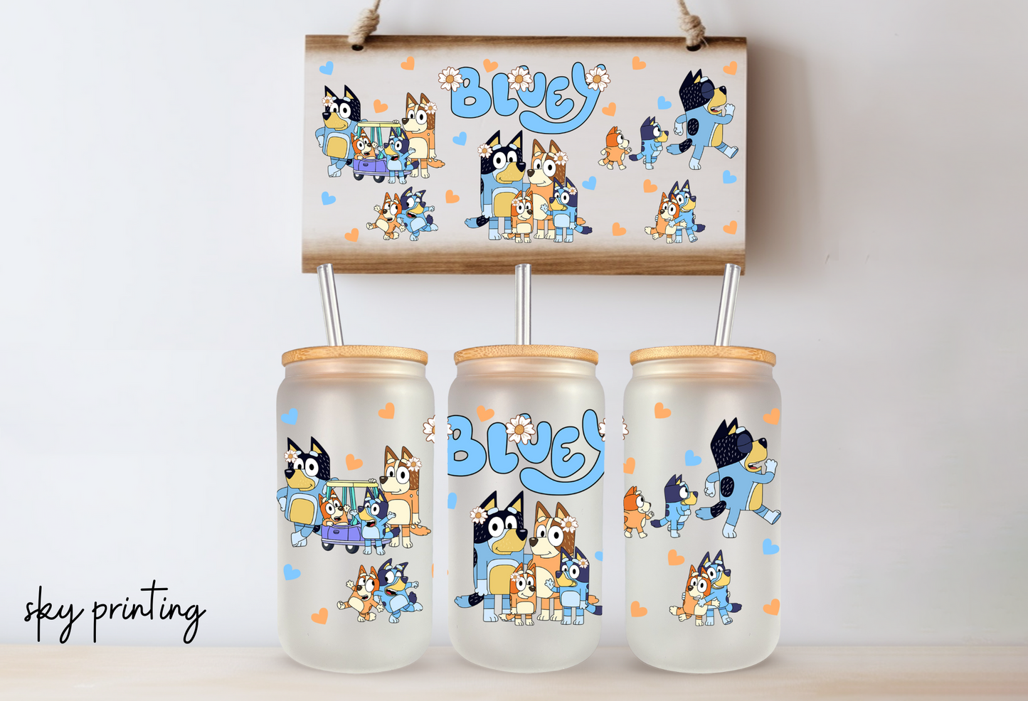 16 oz frosted glass can with bluey image